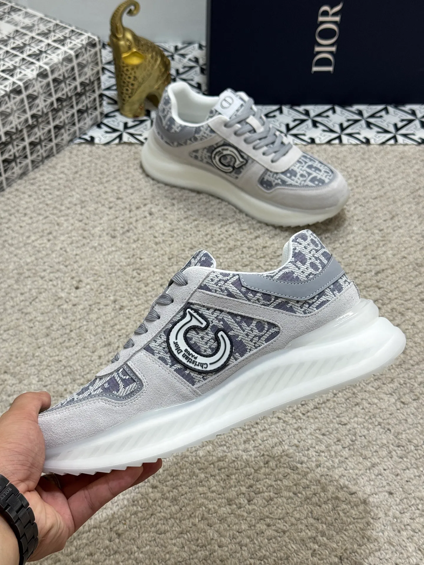 Men's men's shoes 💰440 [New model] 🐞🐞Top original - Dior 🆕 Low-top B02 casual sports shoes, carefully made of first-layer cowhide with canvas, comfortable and breathable ~ rubber soles, enhance style. Fashionable and versatile, it can complement any look. Featuring an exquisite design that is uniquely dynamic and modern, this shoe is part of Dior's legacy and embodies modern elegance. Size: 38-44 (45 customized